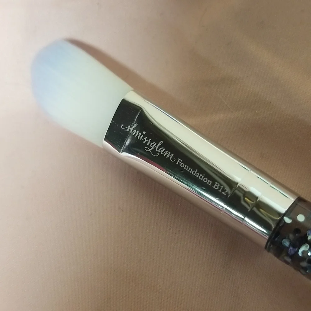Slmissglam brush bundle 4 piece